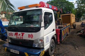 Xe cẩu hàng 5 đến 10 tấn